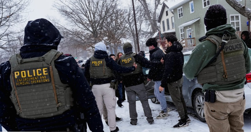 حول العالم: مقتل جديد على يد الشرطة الفدرالية في مينيابوليس يعيد إشعال الاحتجاجات ويعمّق الانقسام السياسي في الولايات المتحدة