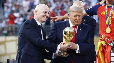 إنفانتينو وترامب