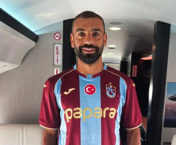 محمد صلاح بقميص طرابزون التركي