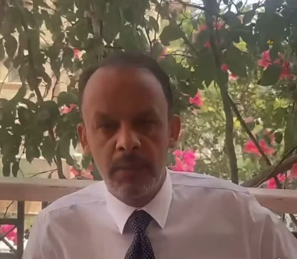 أزمة الصلاة في مول العرب