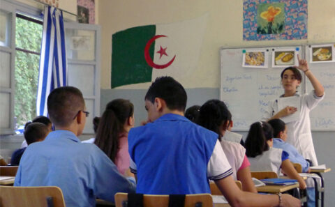 الفرنسية في التعليم الجزائري