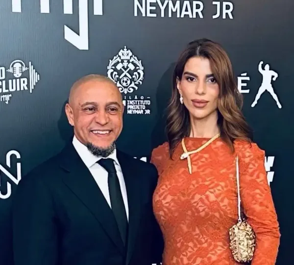 روبرتو كارلوس وسهيلة الطاهري