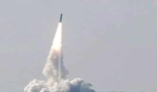 عملية إطلاق الصاروخ الباليستي M51.3